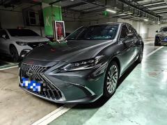 Lexus ES 300h Executive Edition - ფოტო 3