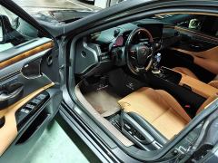 Lexus ES 300h Executive Edition - ფოტო 7