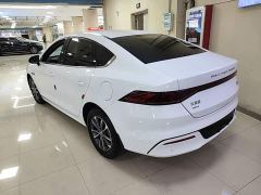 BYD Qin PLUS Glory Edition DM-i 55KM Leading - ფოტო 4