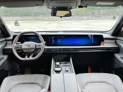 Ford Sharp Circles L 2.0T EcoBoost EPHEV2WDLuxury Version - ფოტო 13