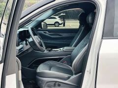 Ford Sharp Circles L 2.0T EcoBoost EPHEV2WDLuxury Version - ფოტო 8