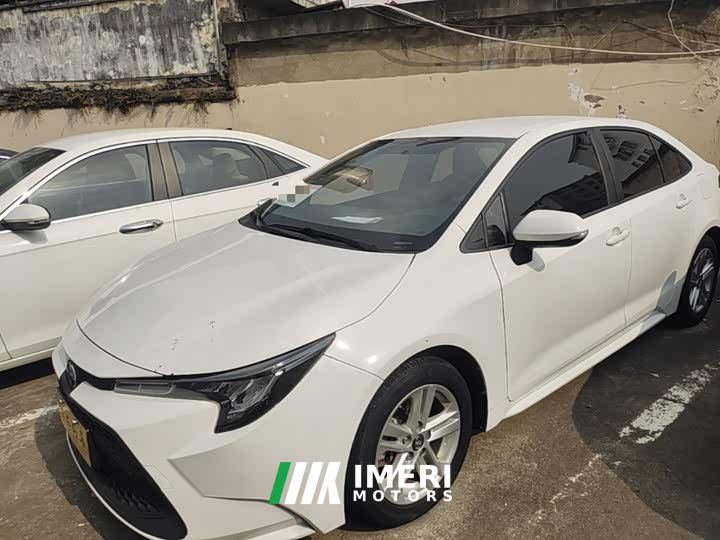 Toyota Corolla Facelift TNGA 1.5L CVT Base - автомобиль из Китая