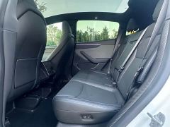 Tesla Model Y Rear-Wheel Drive - ფოტო 6