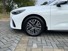 Geely Emgrand 5th Generation 1.5L CVT Luxury - photo 10