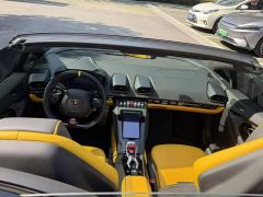 Lamborghini Huracán EVO RWD Spyder - ფოტო 10