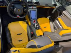 Lamborghini Huracán EVO RWD Spyder - ფოტო 9