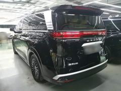 Denza D9 DM-i 980 Four-Wheel Drive Premium - photo 4