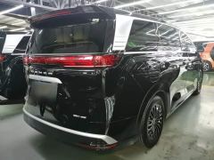 Denza D9 DM-i 980 Four-Wheel Drive Premium - photo 6