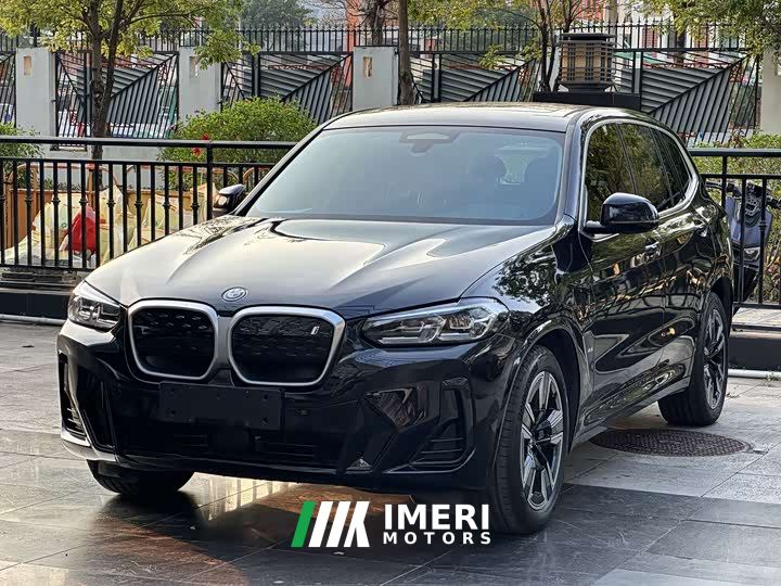 BMW iX3 sDrive40 Premier - car from China