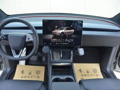 Tesla Model Y L Long Range All-Wheel Drive - ფოტო 6
