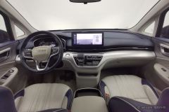 Roewe MG iMAX8 400TGI Huanju Edition - photo 14
