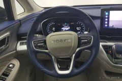 Roewe MG iMAX8 400TGI Huanju Edition - photo 15