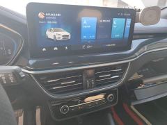 Ford Focus Hatchback EcoBoost 180 Automatic ST Line - ფოტო 9