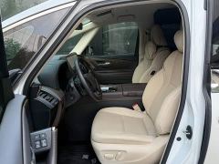Toyota Alphard Hybrid 2.5L Premium Edition - фото 4
