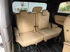 Toyota Alphard Hybrid 2.5L Premium Edition - фото 8