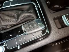 Volkswagen Magotan 330TSI DSG Advance - ფოტო 19