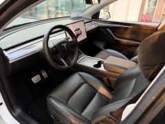 Tesla Model Y Performance All-Wheel Drive - ფოტო 4