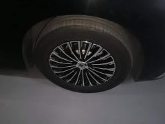Denza D9 DM-i Two-Wheel Drive Flagship Edition - ფოტო 6