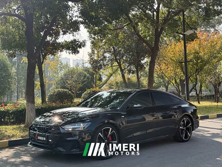 Audi A7 55 TFSI quattro Luxury Edition - автомобиль из Китая