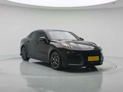 Lynk & Co 03 1.5T DCT Pro - photo 2