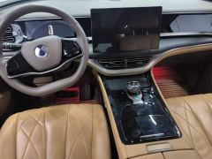 Denza D9 DM-i 970 AWD Premium Edition - ფოტო 12