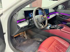 BMW 5 Series 525Li M Sport Package - фото 3
