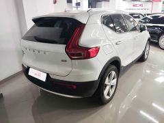 Volvo XC40 B3 Smart Fashion Edition - photo 3
