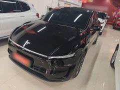 Tesla Model Y Rear-Wheel Drive - ფოტო 1