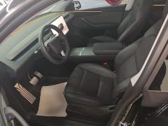 Tesla Model Y Rear-Wheel Drive - ფოტო 14