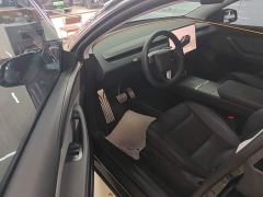 Tesla Model Y Rear-Wheel Drive - ფოტო 15