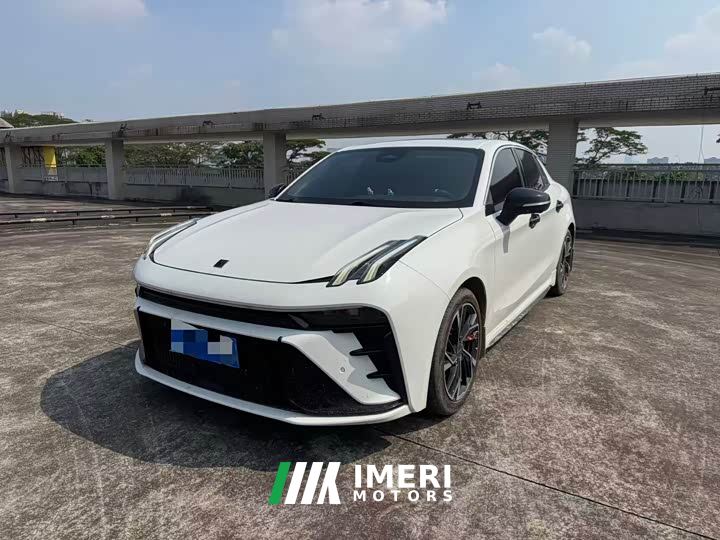 Lynk & Co 03 1.5T DCT Pro