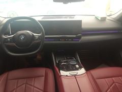 BMW 5 Series 525Li Luxury Package - ფოტო 16