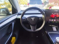 Tesla Model Y Rear-Wheel Drive - ფოტო 2