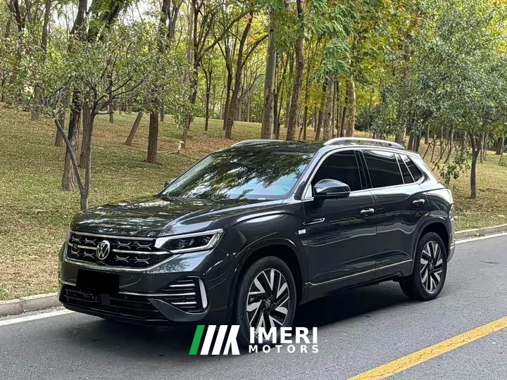 Volkswagen Taos 380TSI AWD R-Line High Performance Edition