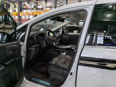 Honda Elysion 2.0L e:HEV Elite - ფოტო 2