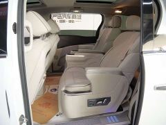 Buick GL8 Land Executive Cabin 652T Premium - photo 11