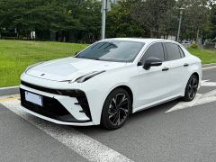 Lynk & Co 03 1.5T DCT Pro - ფოტო 3