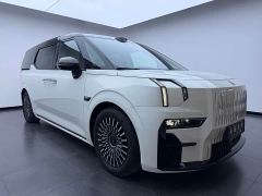 Zeekr 009 Seven-Seat Aisle Version AWD 108kWh - photo 3