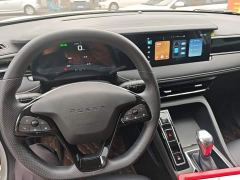 Roewe MG i5 1.5L CVT Luxury - ფოტო 10