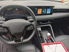 Roewe MG i5 1.5L CVT Luxury - ფოტო 9