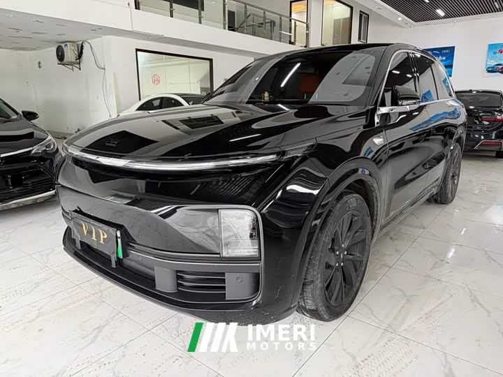 Li Auto L8 Pro - ავტომობილი ჩინეთიდან