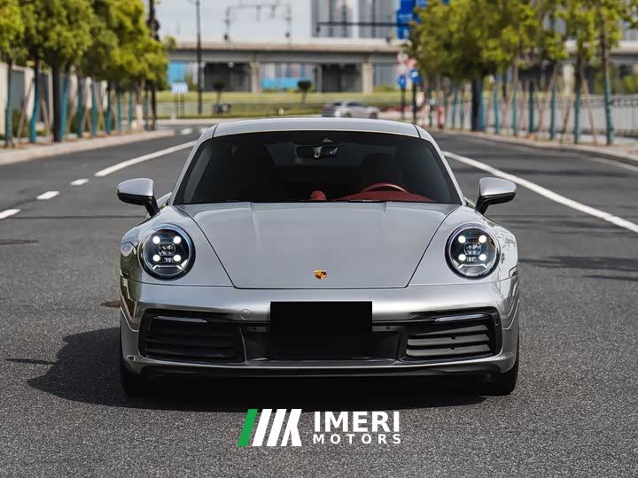 Porsche 911 Carrera 3.0T - автомобиль из Китая