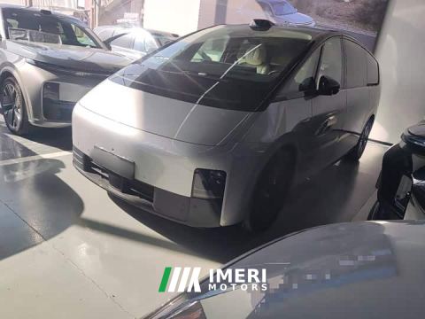 2024 Li Auto Li Xiang MEGA Ultra