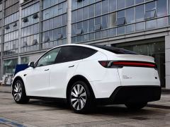 Tesla Model Y Long Range All-Wheel Drive Launch Edition - photo 6