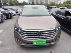 Volkswagen Viloran 380TSI Prestige - фото 2