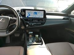 Lexus ES 300h Excellence Edition - ფოტო 12