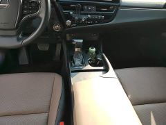 Lexus ES 300h Excellence Edition - ფოტო 13