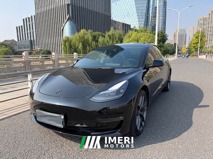 Tesla Model 3 Performance All-Wheel Drive - ავტომობილი ჩინეთიდან