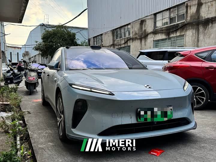 NIO ET5 75kWh - car from China