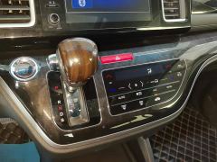 Honda Elysion 2.0L Hybrid Luxury - фото 16